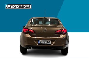 Opel Astra esikatselu 6