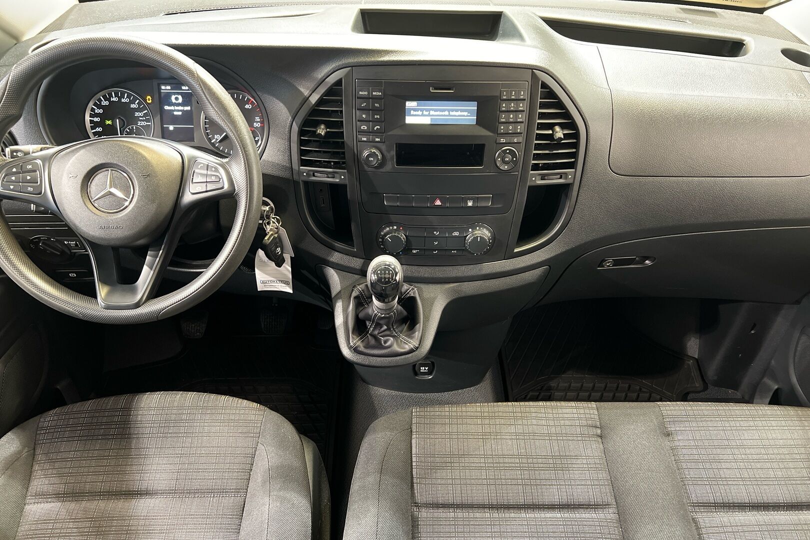 Mercedes-Benz Vito iso kuva 8