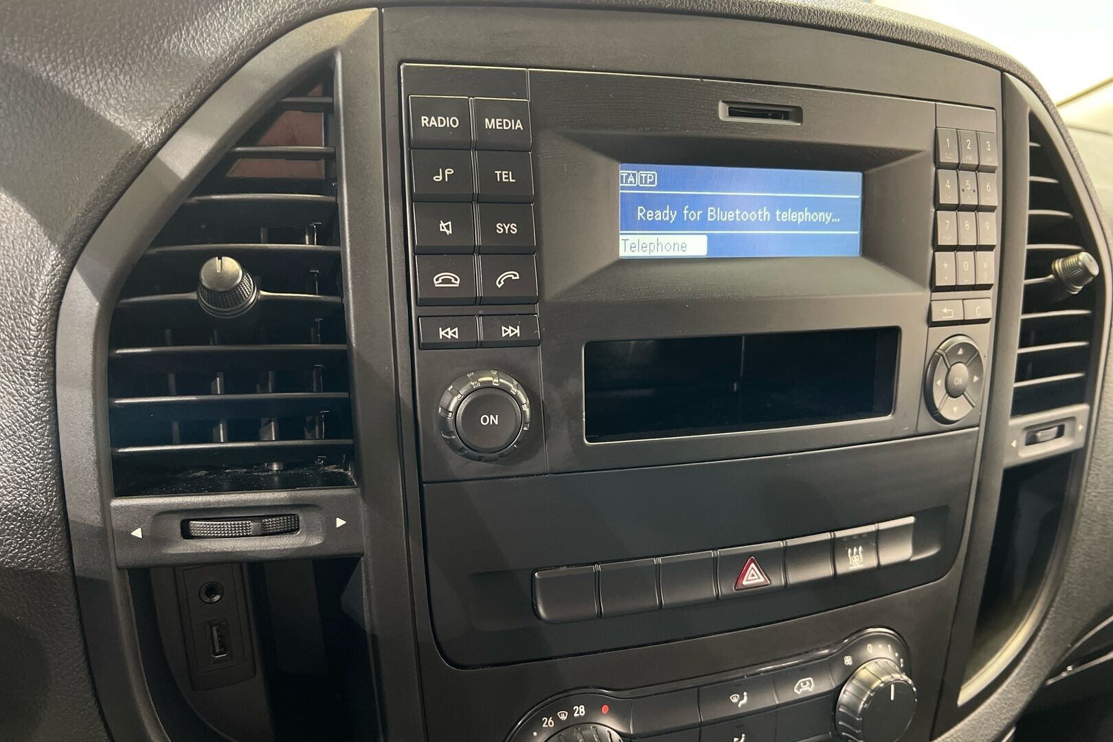 Mercedes-Benz Vito iso kuva 10