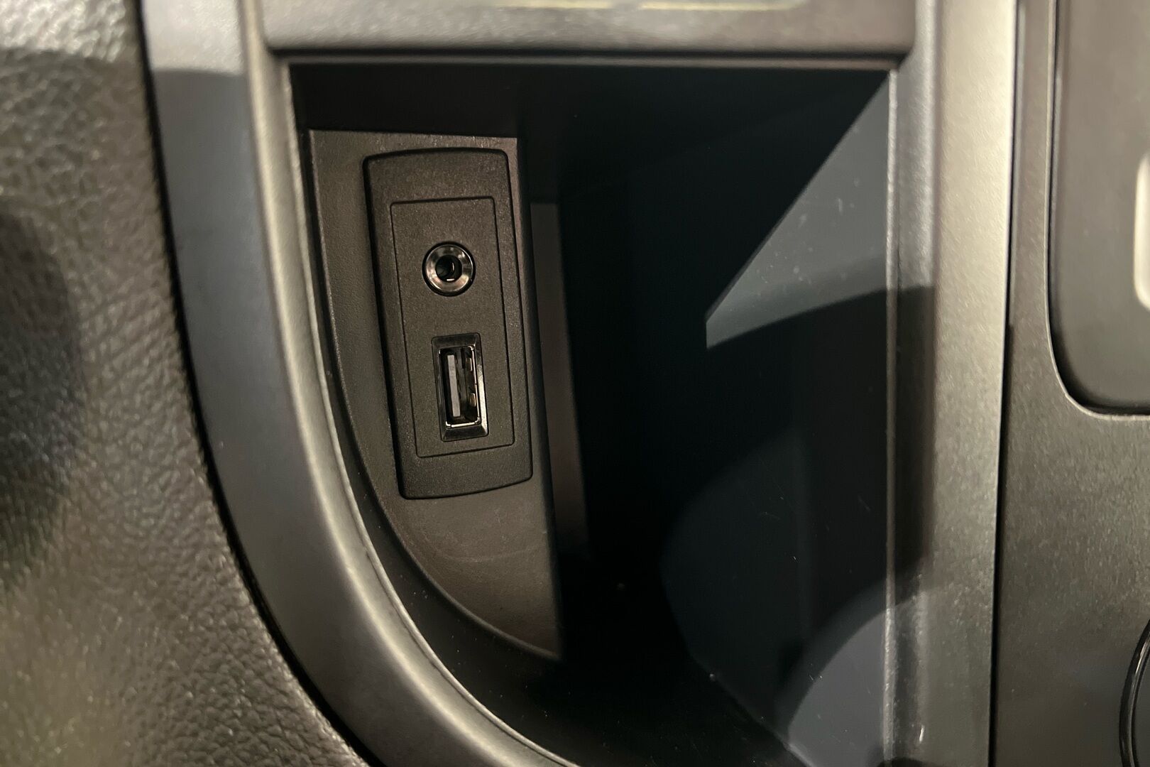 Mercedes-Benz Vito iso kuva 13