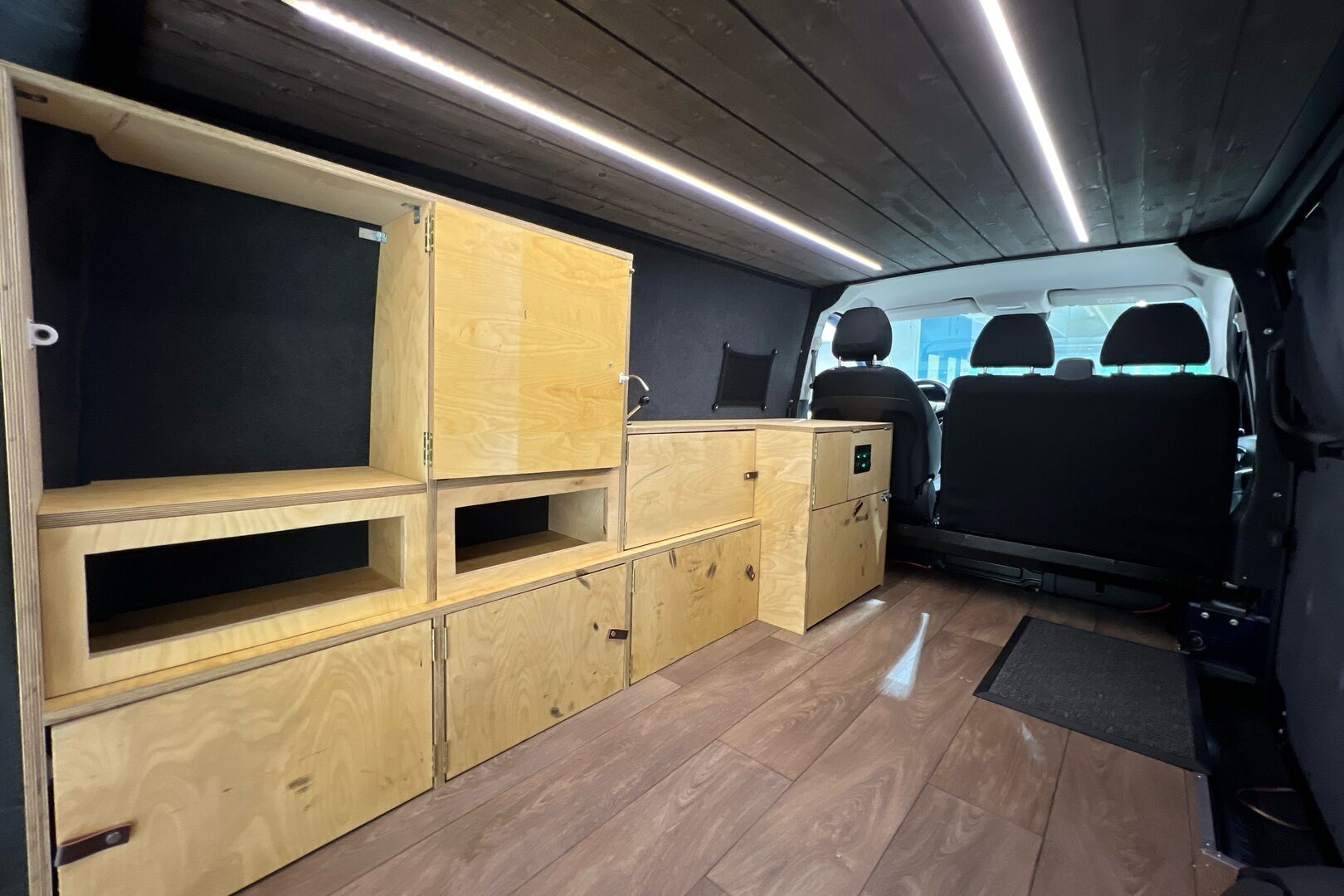 Mercedes-Benz Vito iso kuva 19
