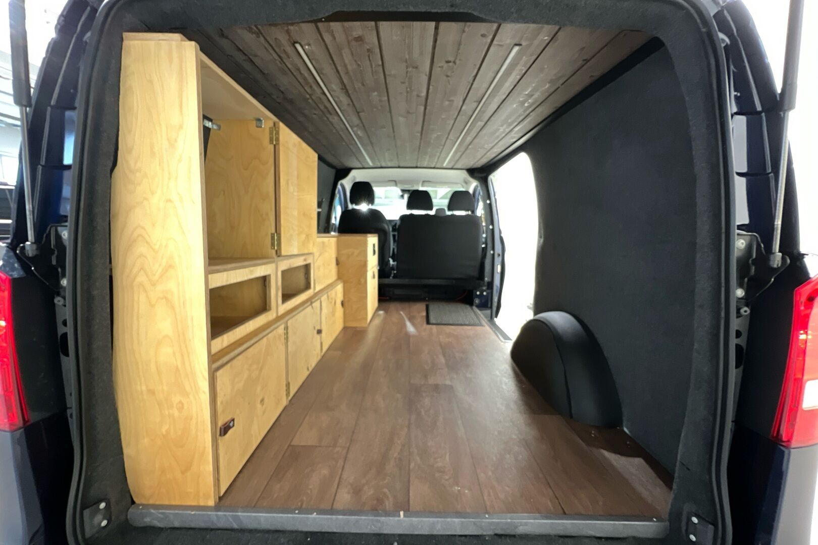 Mercedes-Benz Vito iso kuva 22