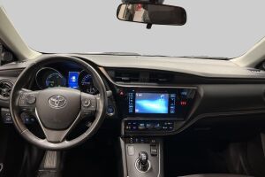 Toyota Auris esikatselu 11