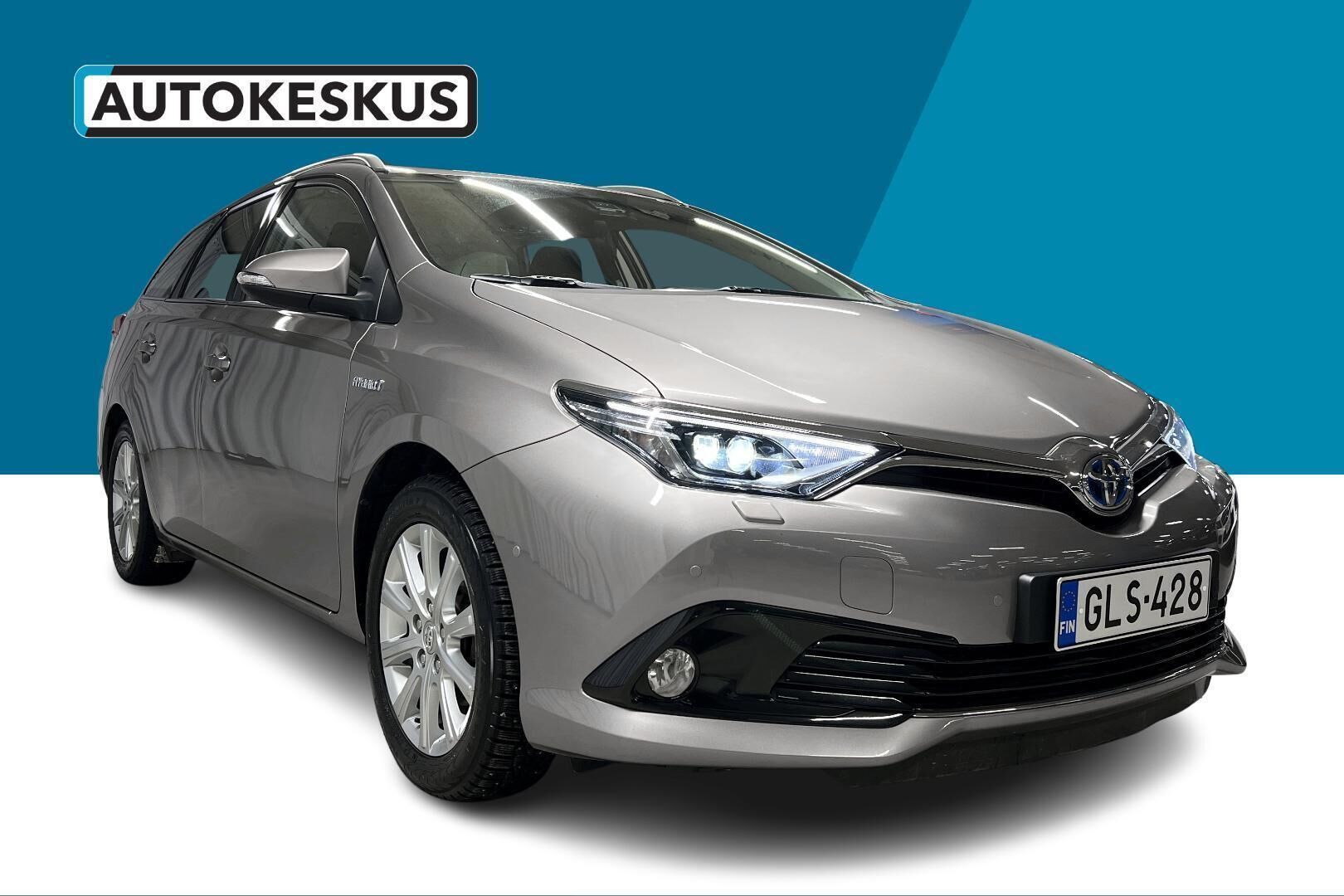 Toyota Auris iso kuva 3