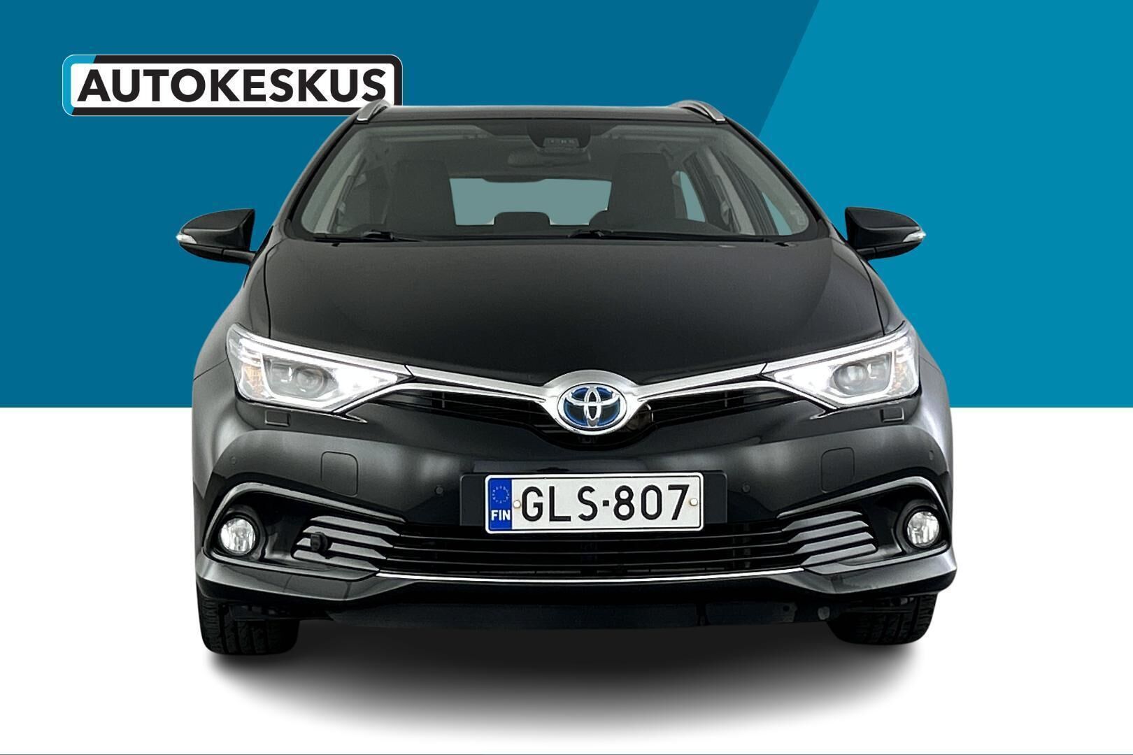 Toyota Auris iso kuva 2