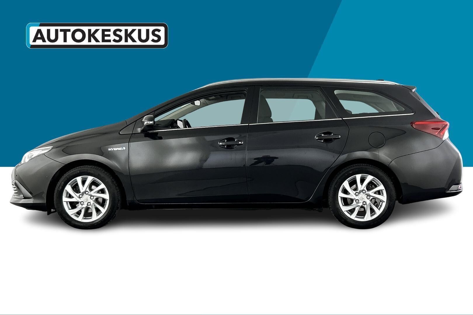Toyota Auris iso kuva 8