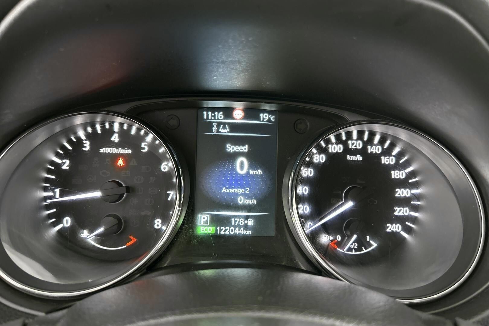 Nissan Qashqai iso kuva 13