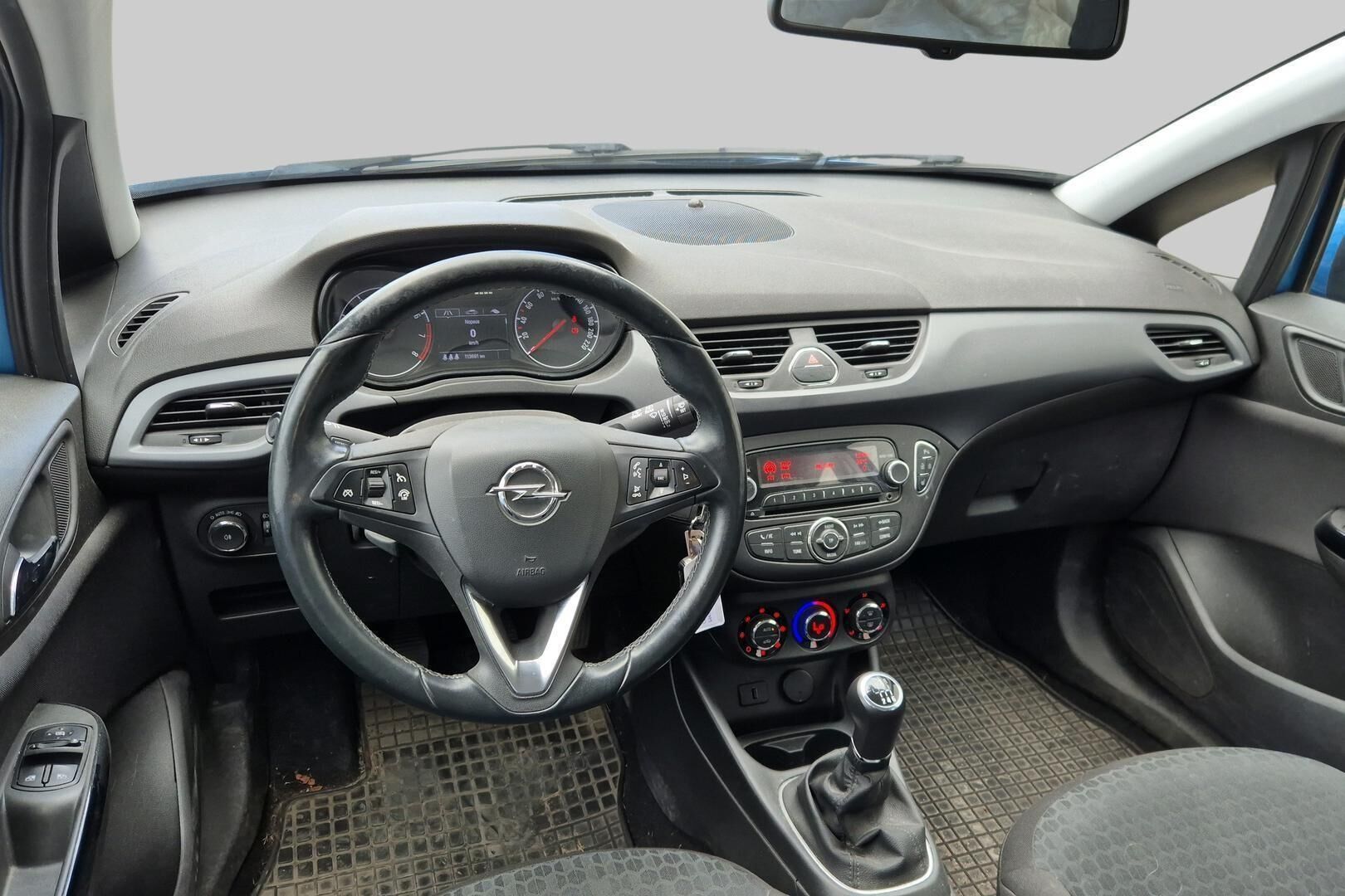 Opel Corsa iso kuva 2