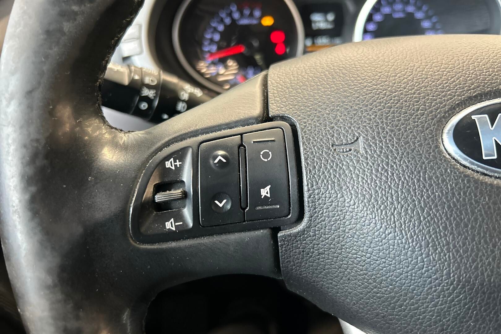 Kia Sportage iso kuva 15