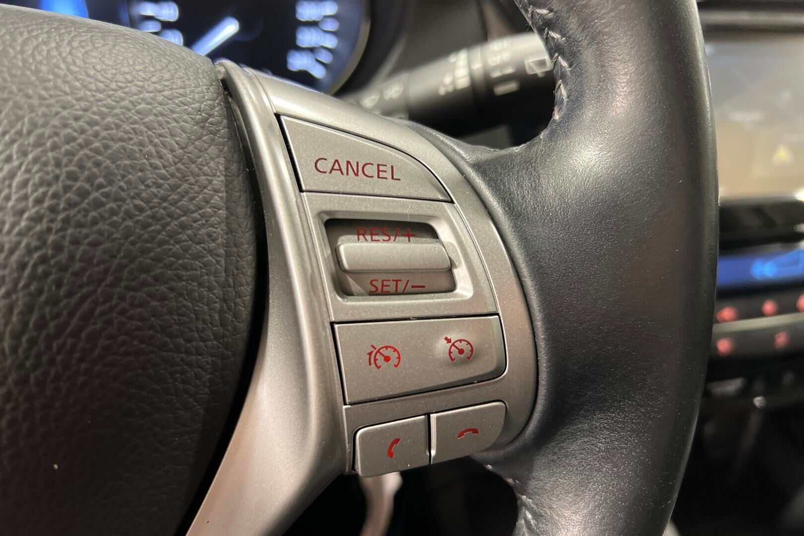 Nissan Qashqai iso kuva 16