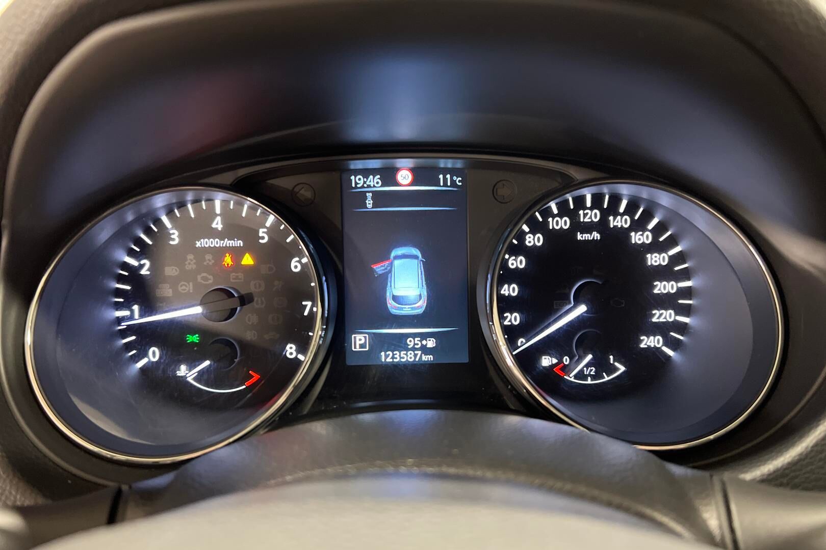 Nissan Qashqai iso kuva 22