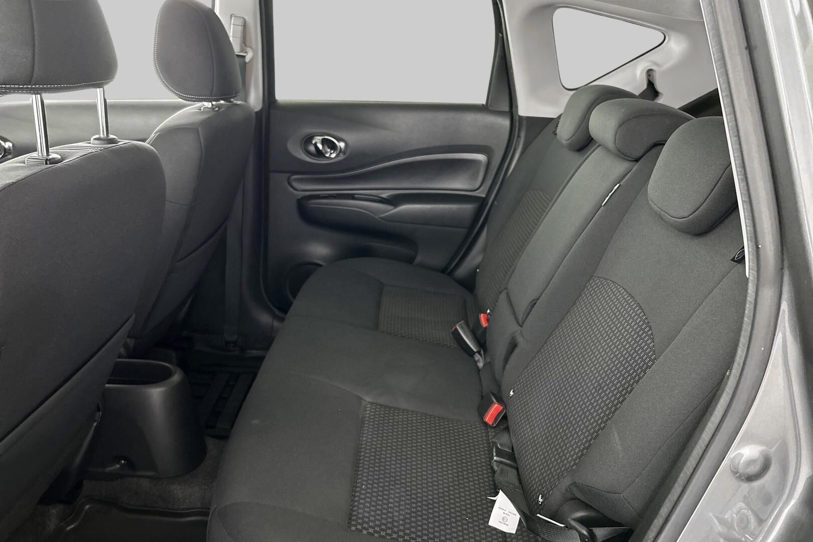 Nissan Note iso kuva 9