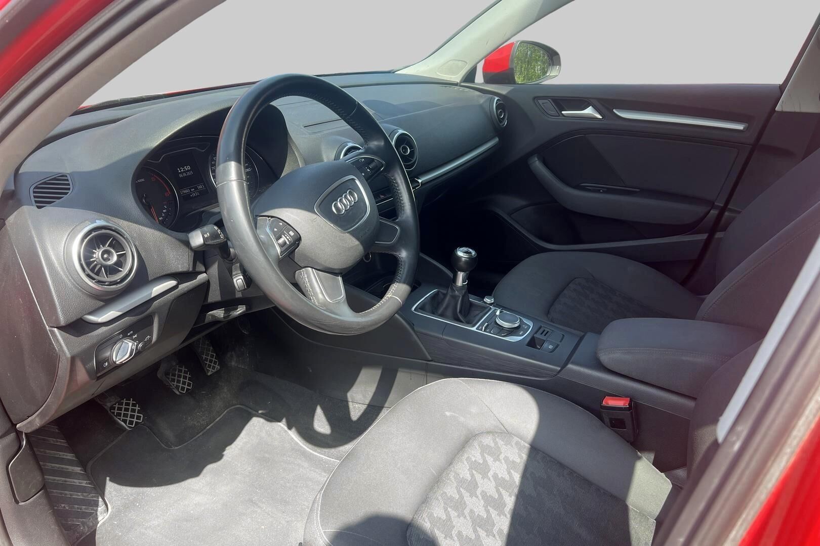 Audi A3 iso kuva 0