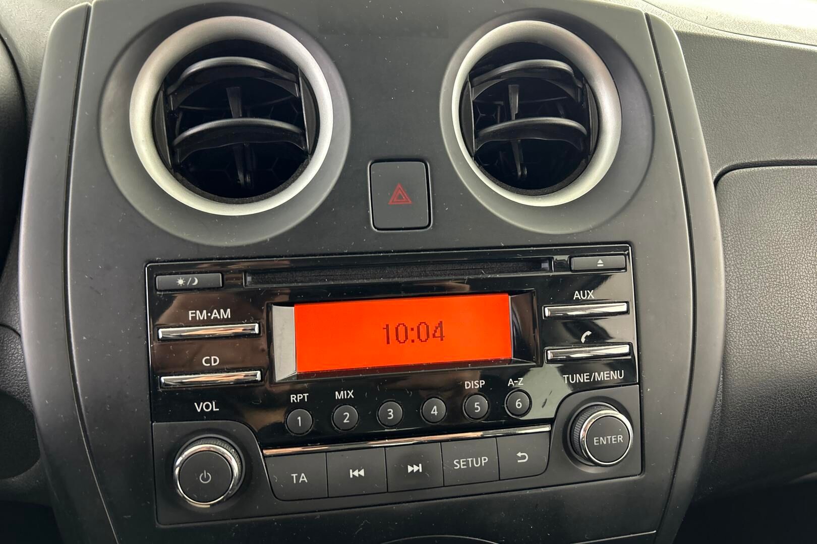 Nissan Note iso kuva 16