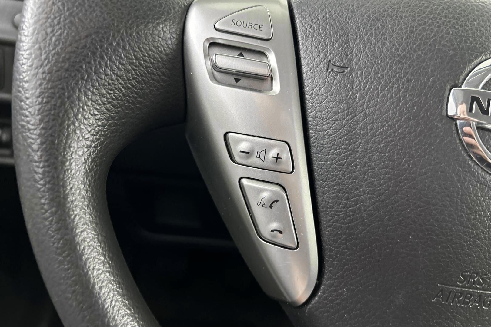 Nissan Note iso kuva 21