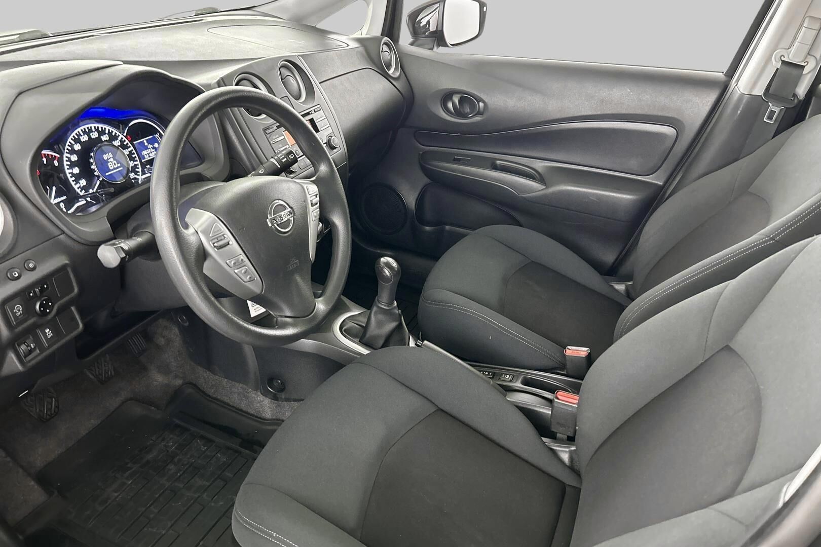 Nissan Note iso kuva 9
