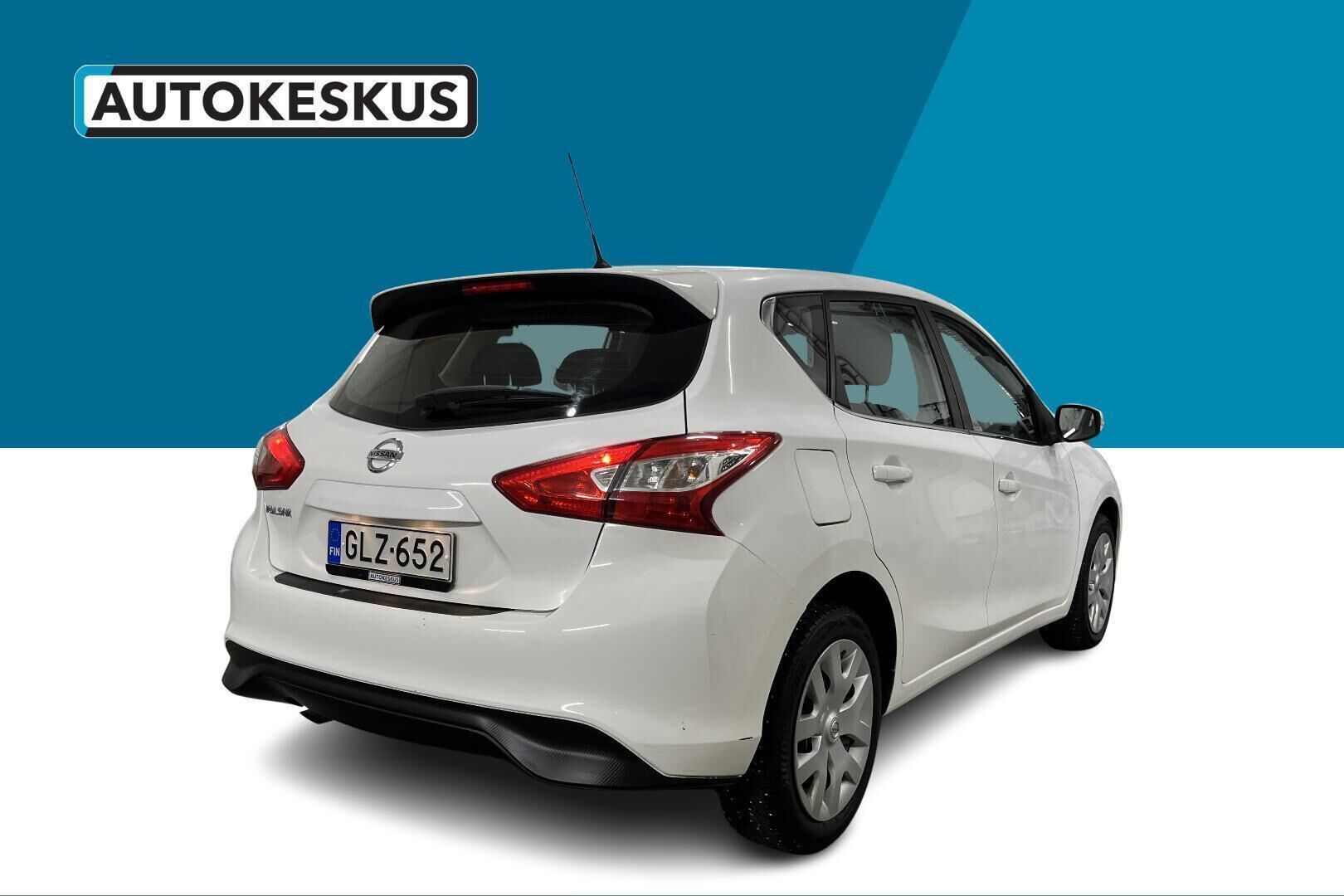 Nissan Pulsar iso kuva 4