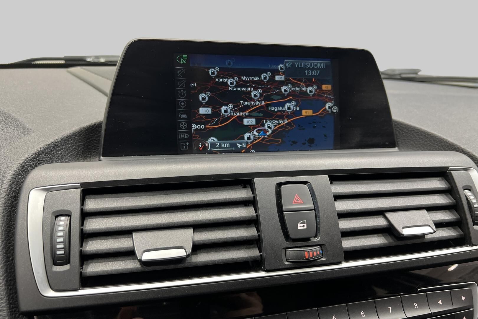 BMW 1-SARJA iso kuva 13