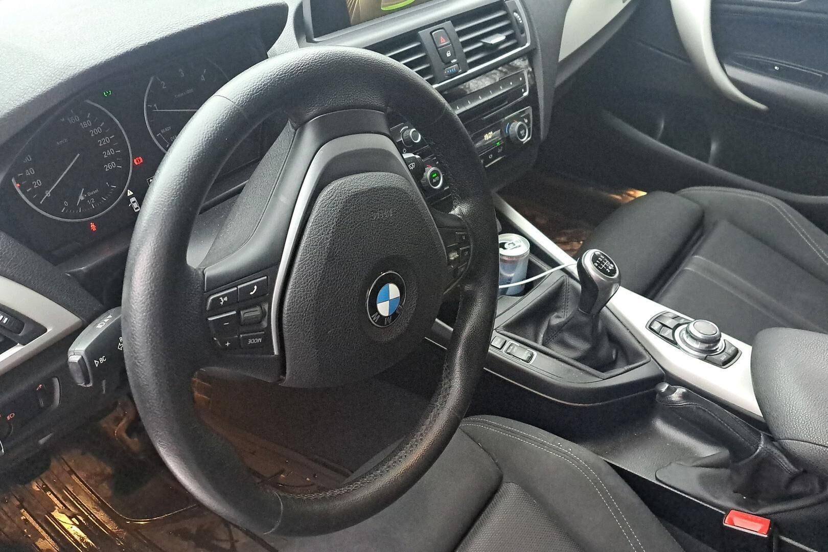 BMW 1-SARJA iso kuva 1