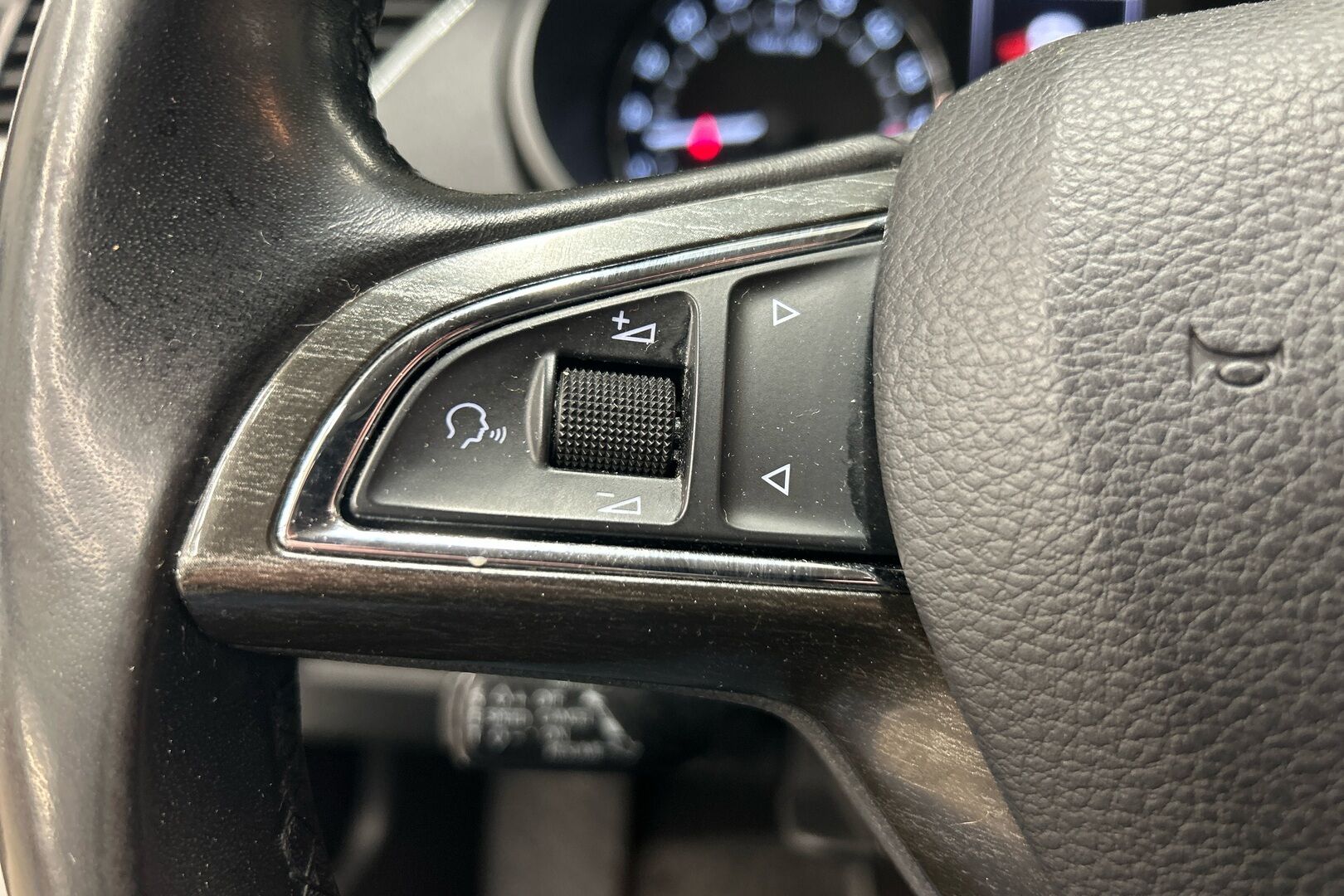 Skoda Octavia iso kuva 13