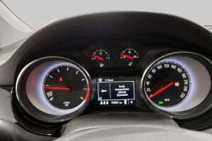 Opel Astra esikatselu 14