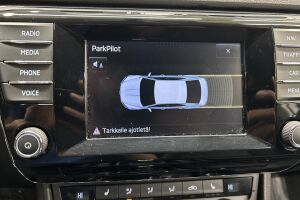 Skoda Superb esikatselu 17