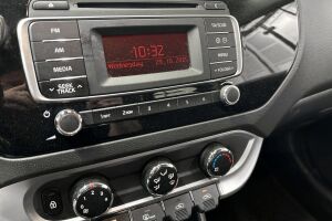 Kia Rio esikatselu 19