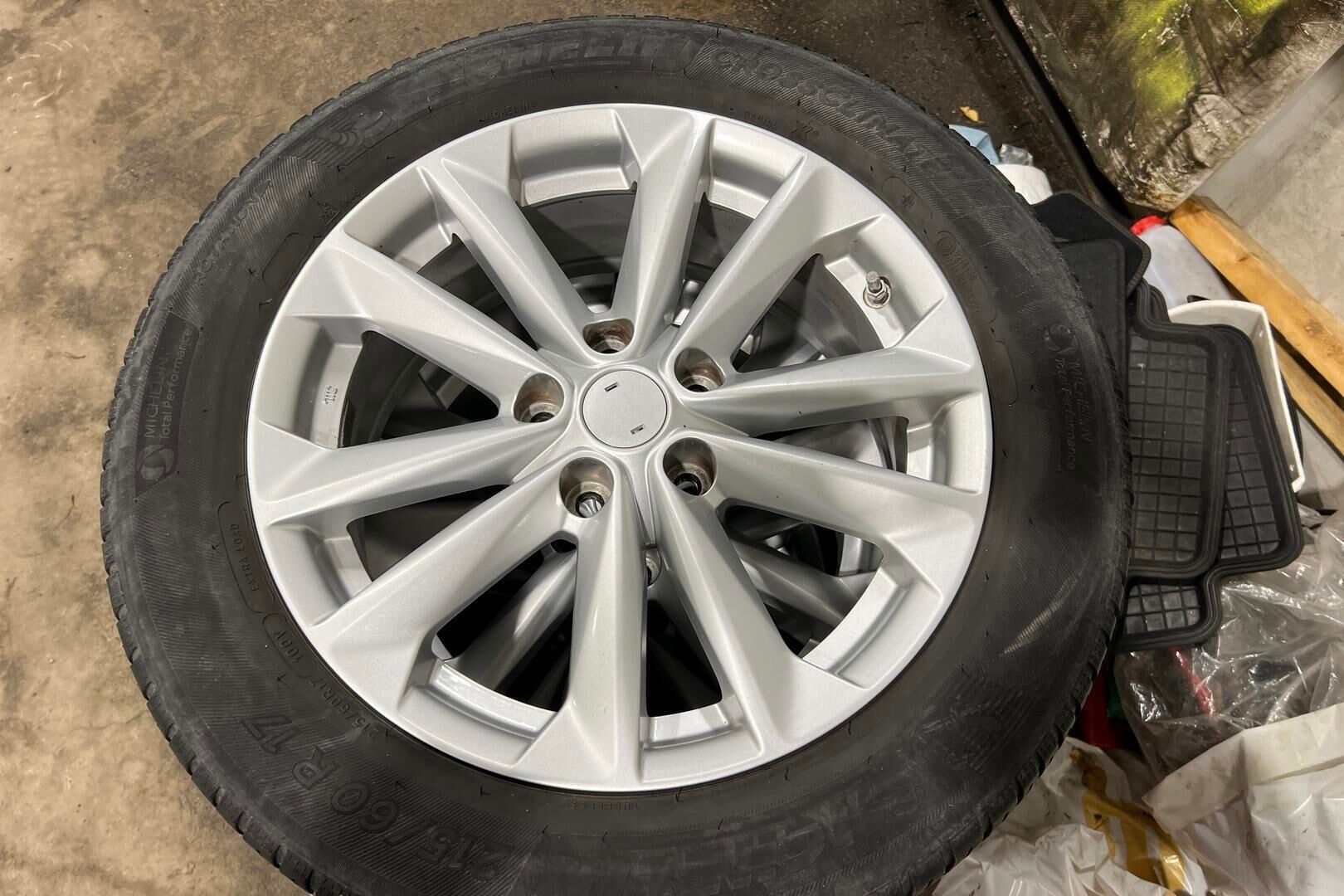 Nissan Qashqai iso kuva 16