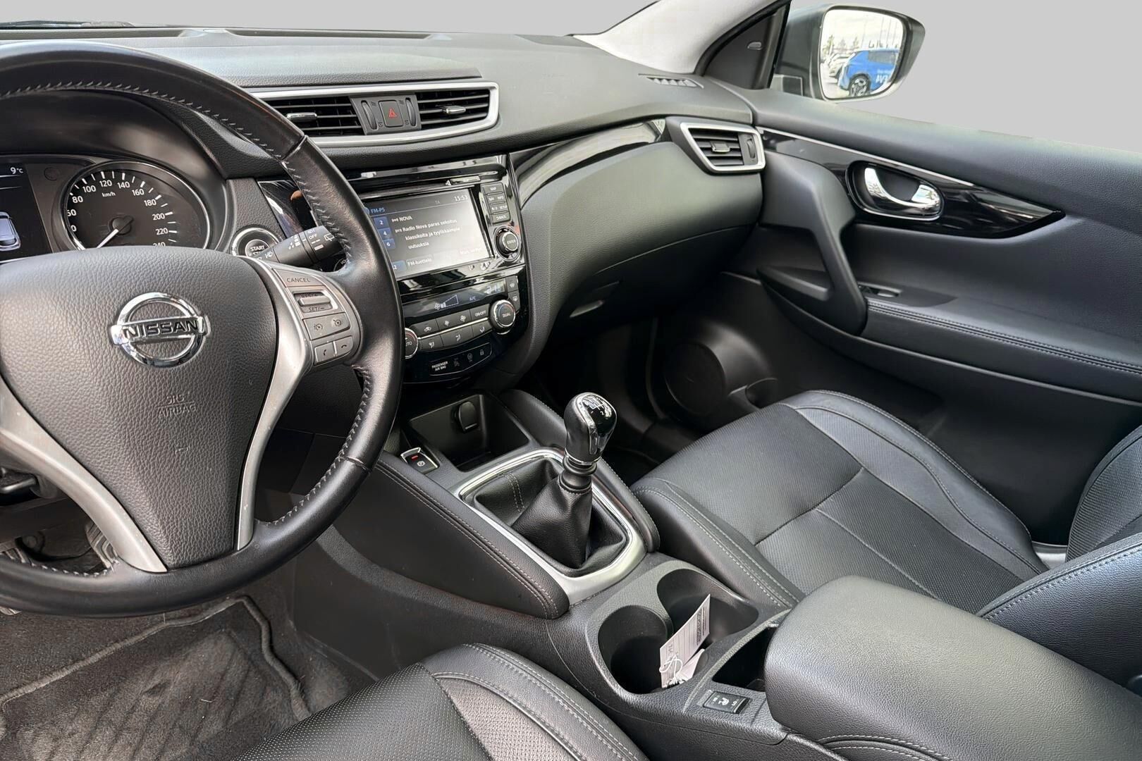 Nissan Qashqai iso kuva 2