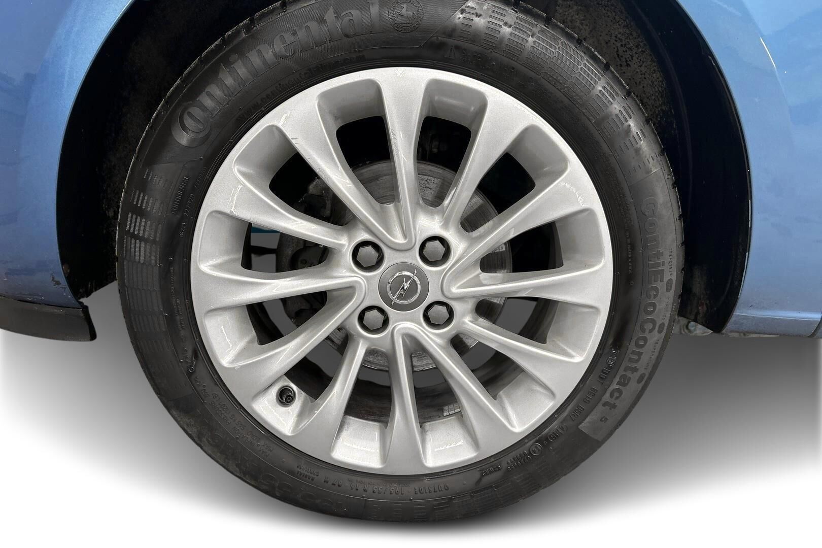 Opel Corsa iso kuva 13