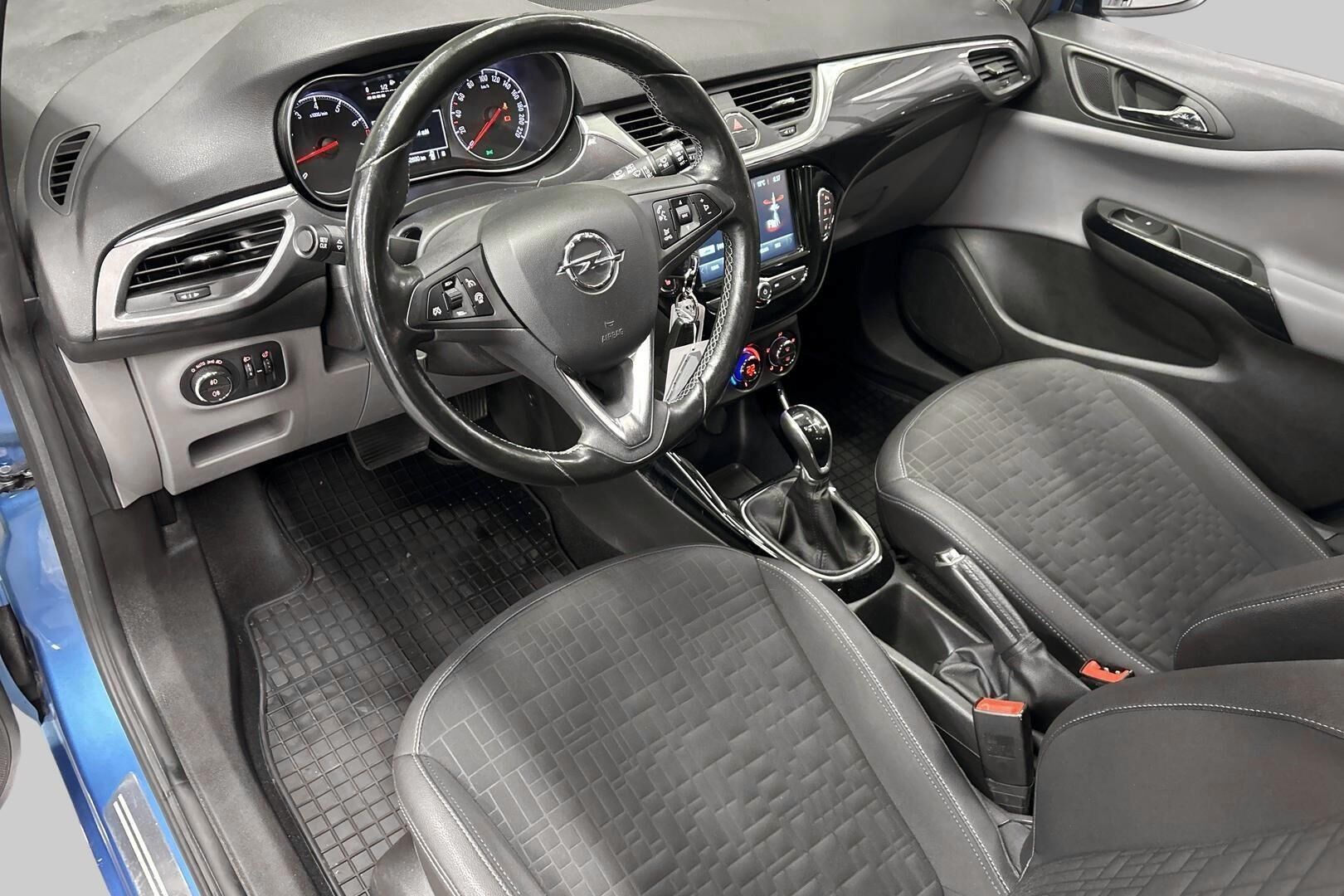 Opel Corsa iso kuva 9