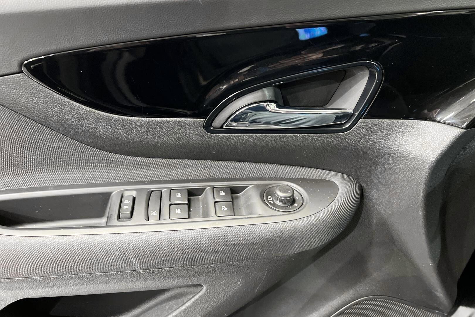 Opel Mokka iso kuva 24