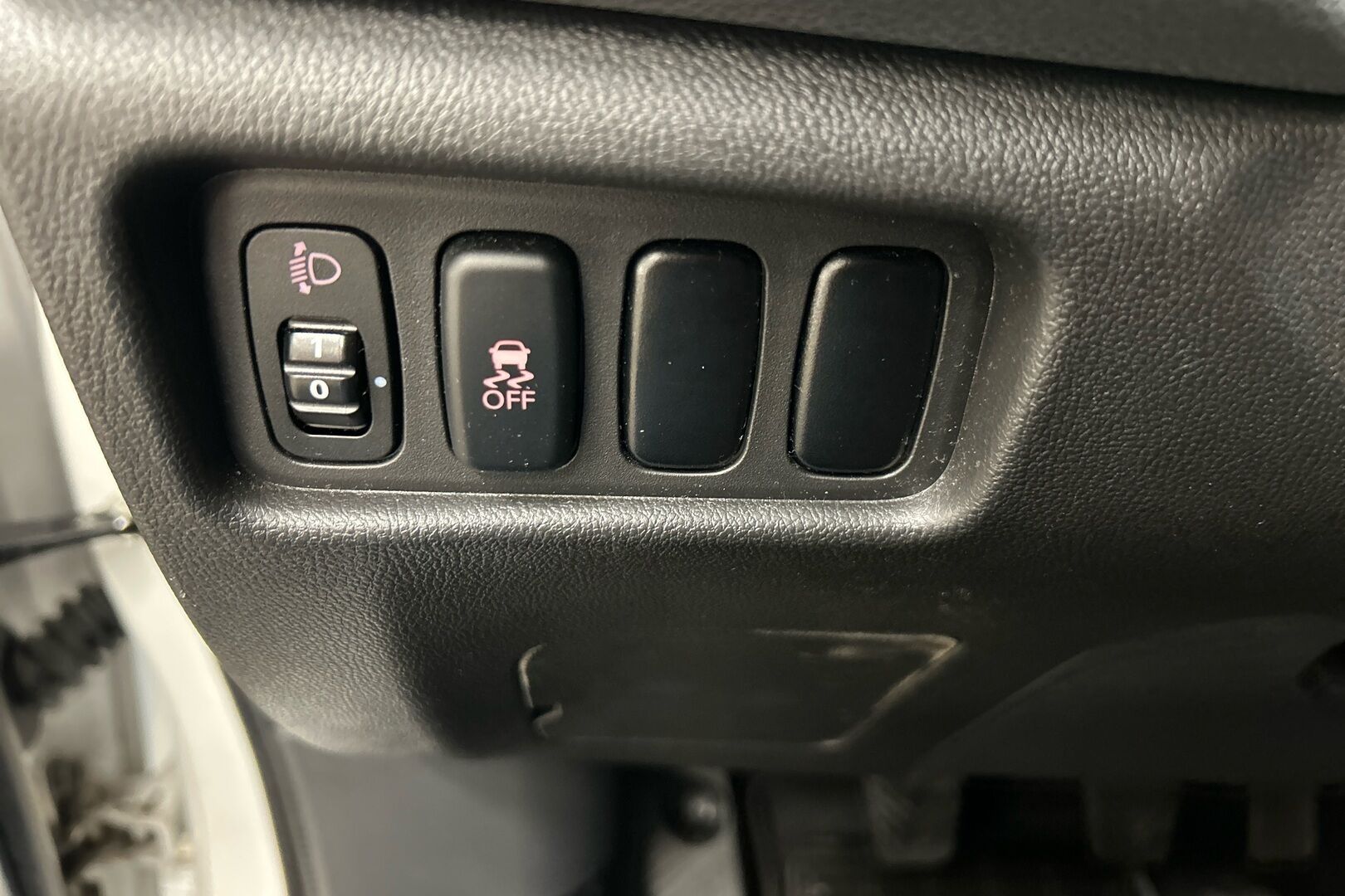 Mitsubishi ASX iso kuva 12