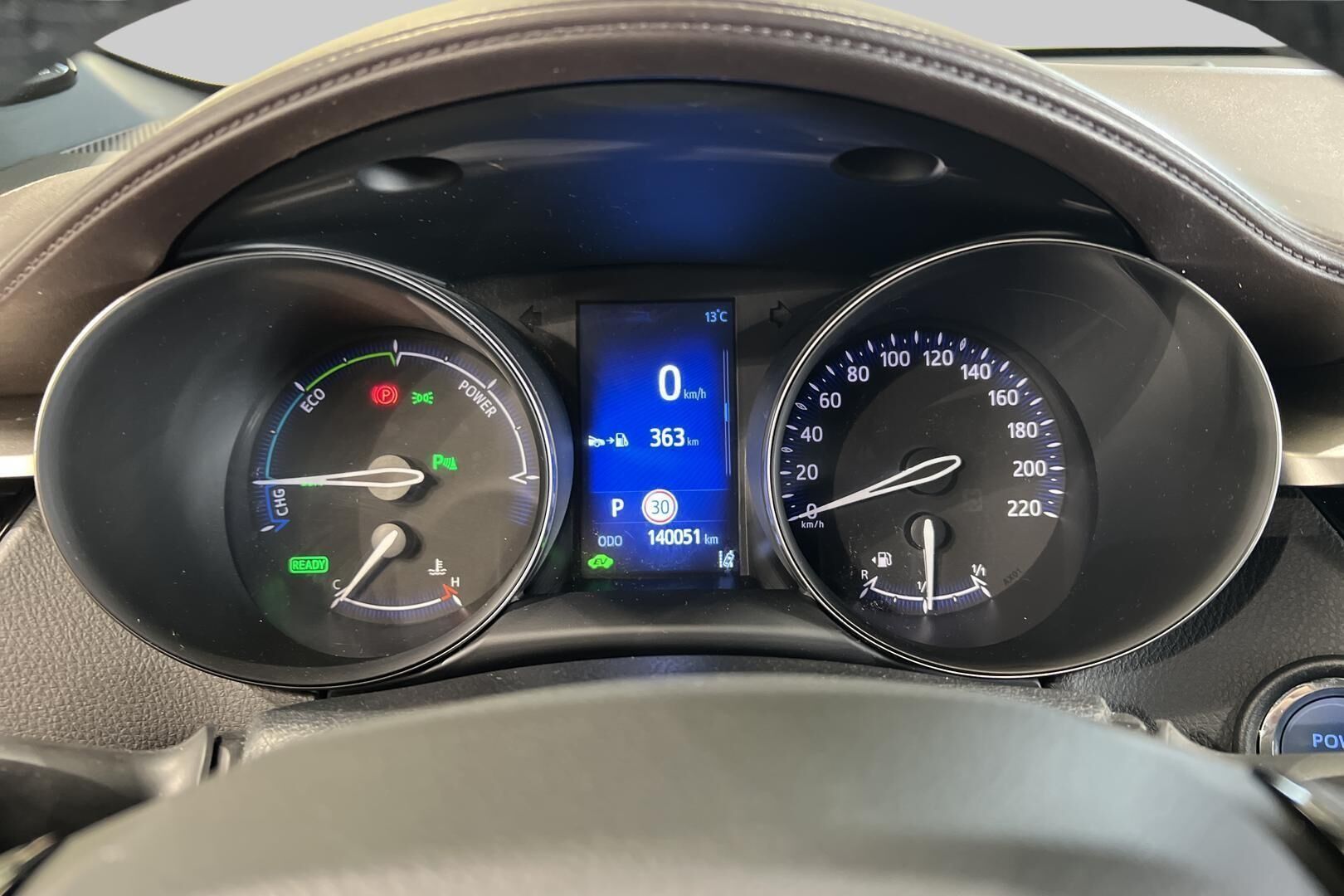 Toyota C-HR iso kuva 14