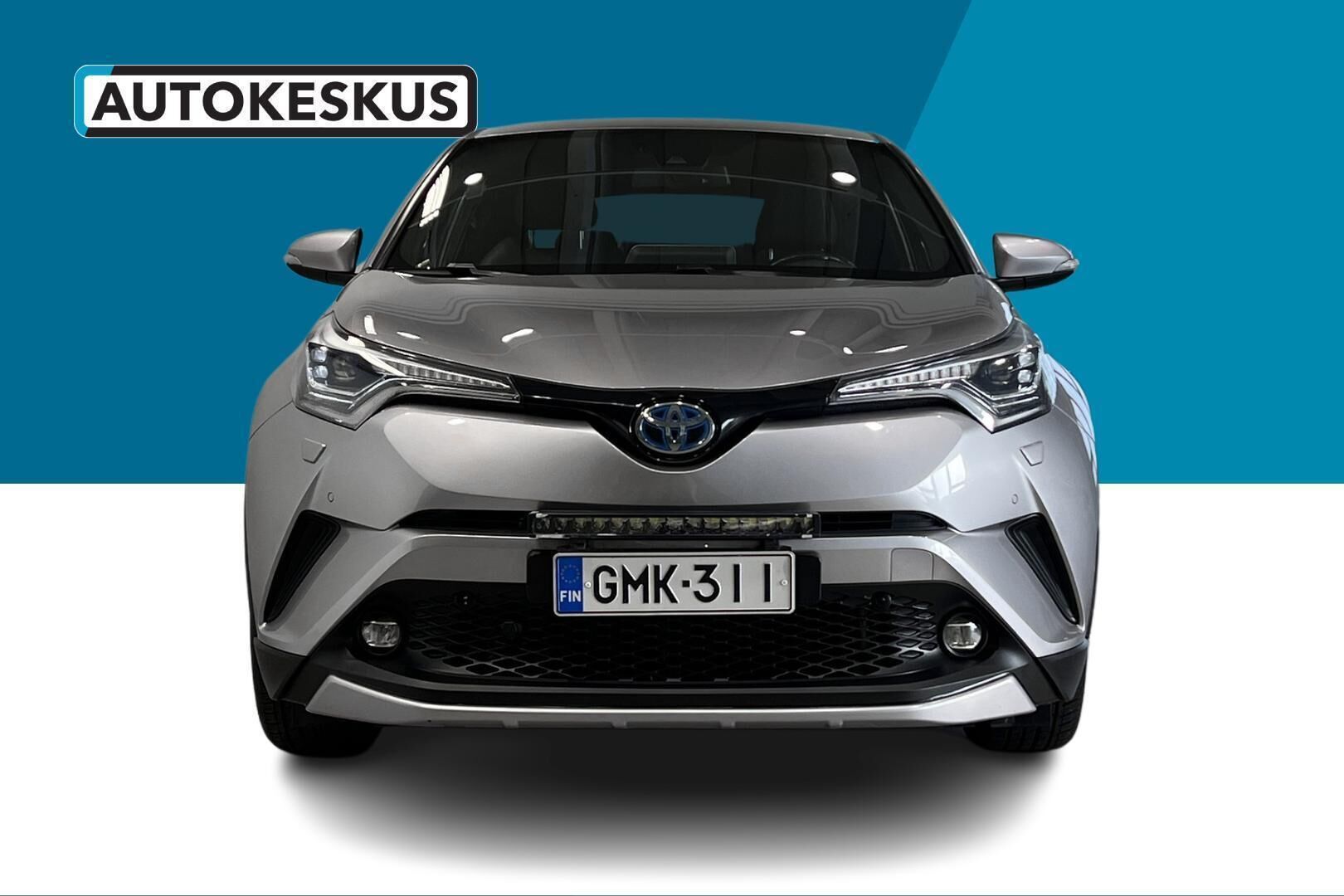 Toyota C-HR iso kuva 2