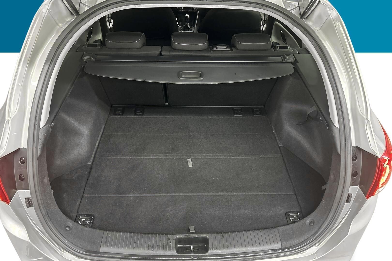 Kia cee'd iso kuva 11