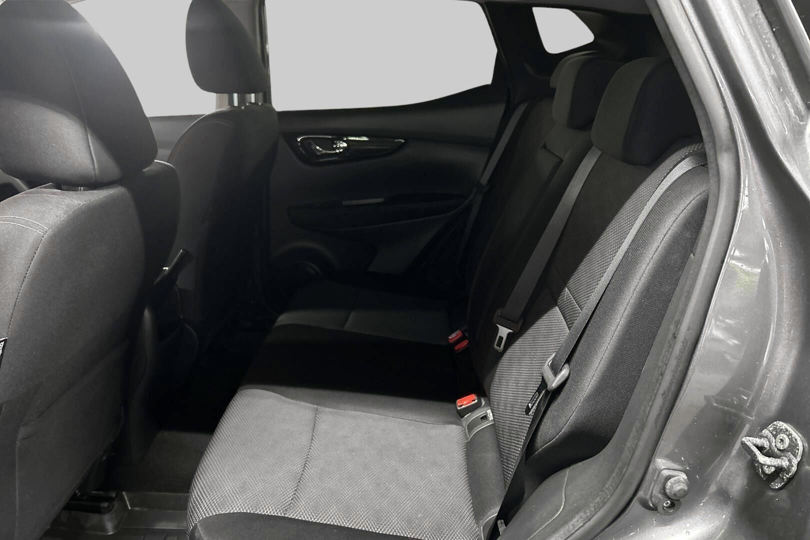 Nissan Qashqai iso kuva 10