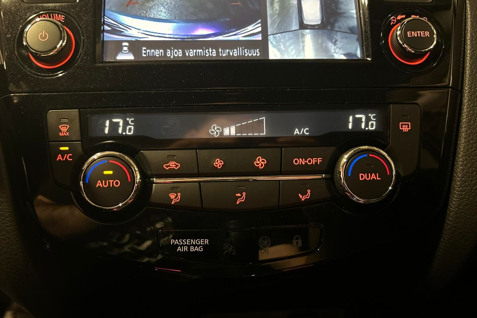 Nissan Qashqai iso kuva 28