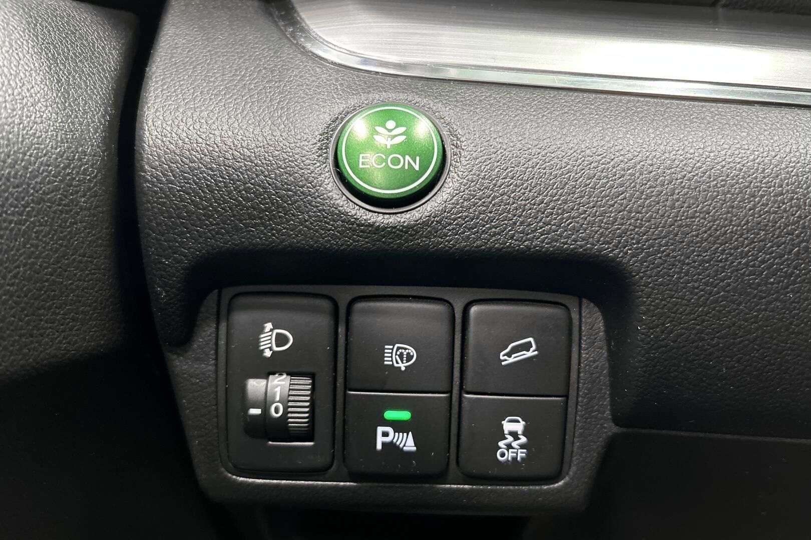 Honda CR-V iso kuva 18