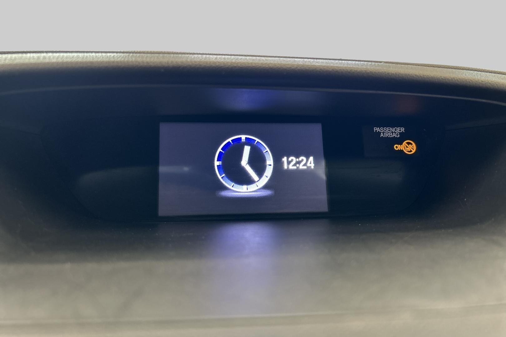 Honda CR-V iso kuva 20
