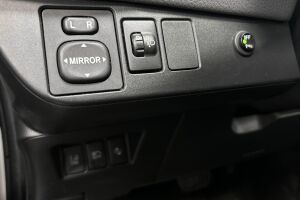 Toyota Yaris esikatselu 25