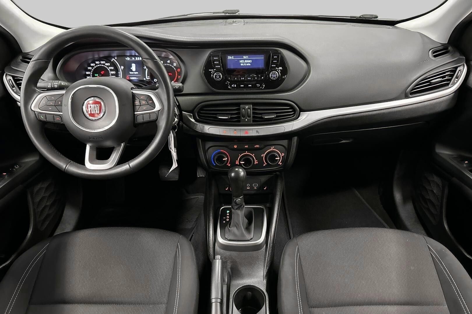 Fiat Tipo iso kuva 5