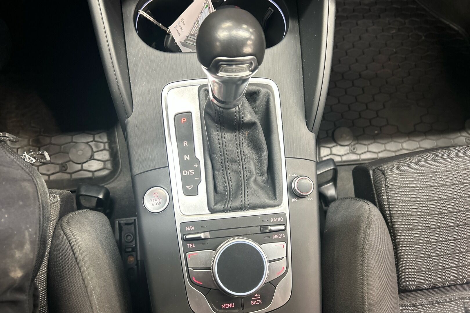Audi A3 iso kuva 16