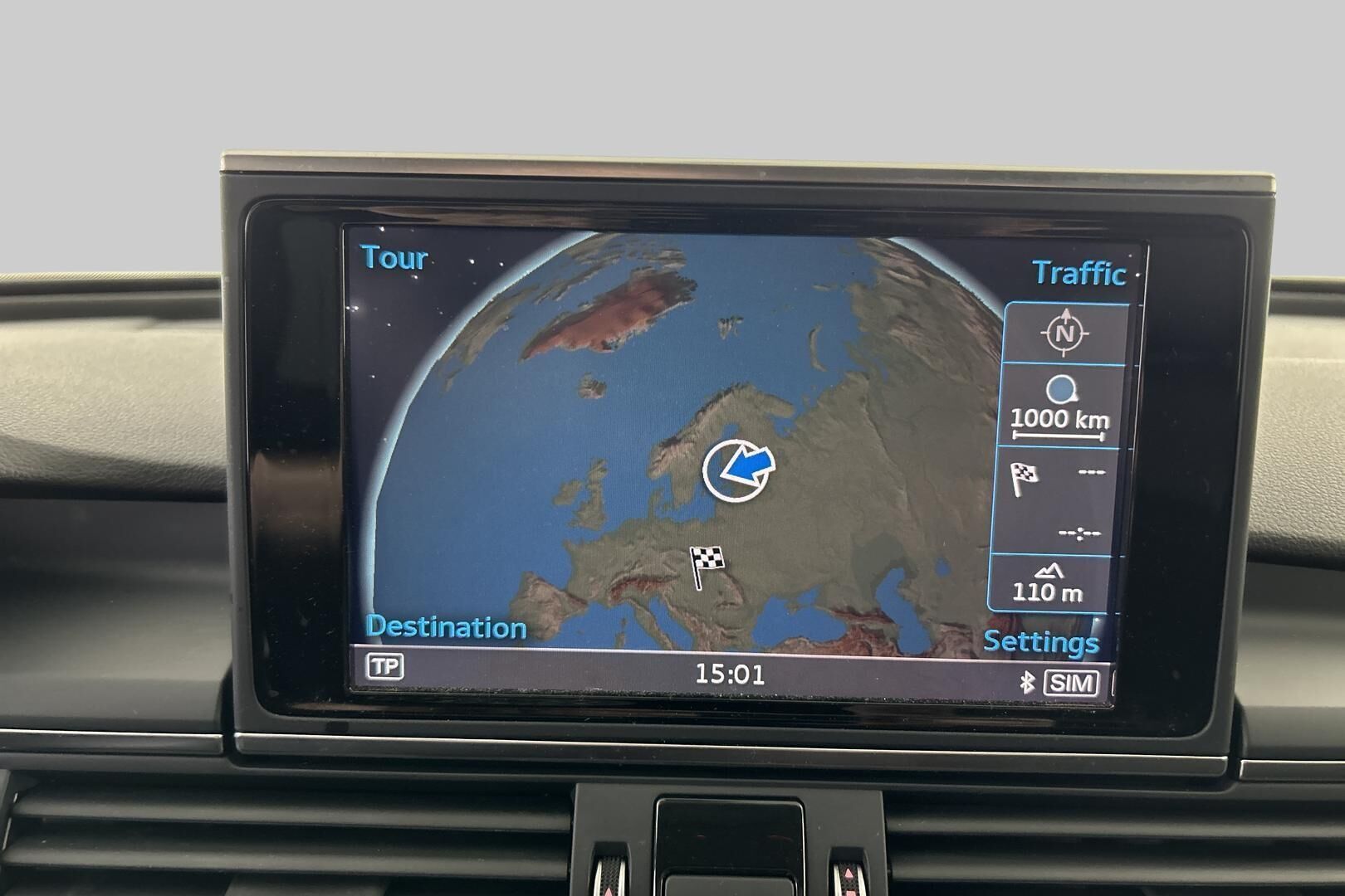 Audi A6 iso kuva 17