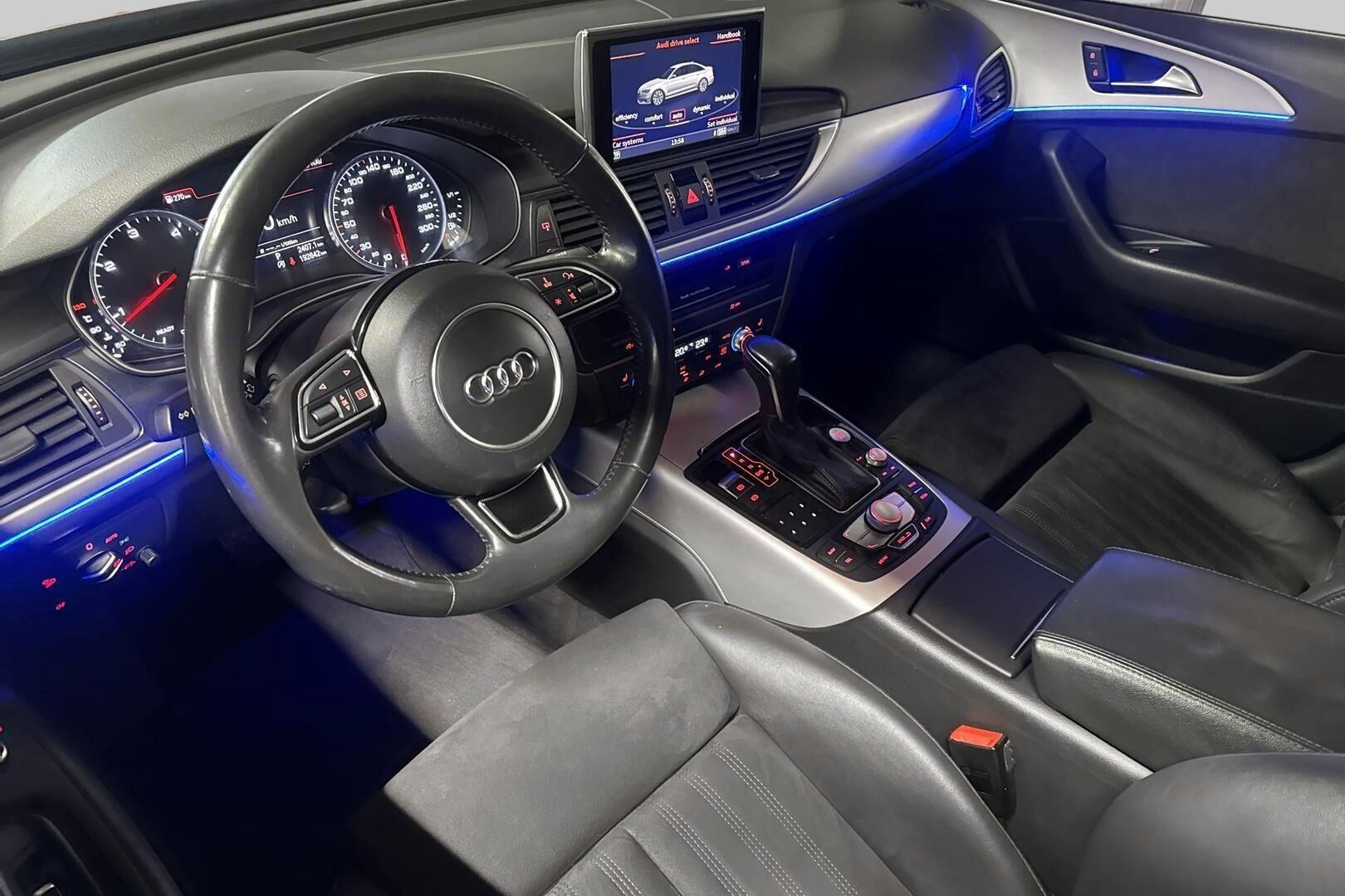 Audi A6 iso kuva 18