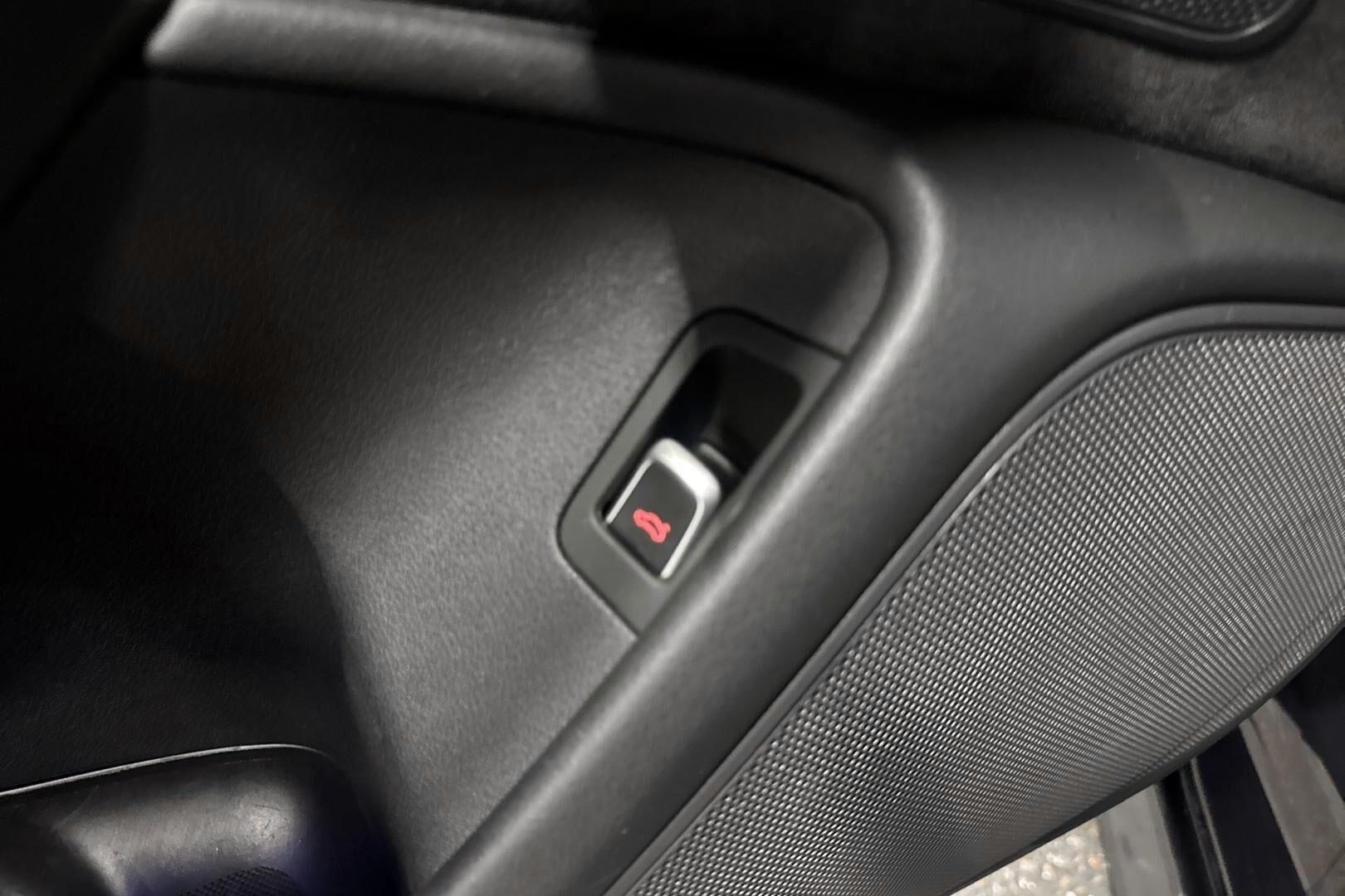 Audi A6 iso kuva 20