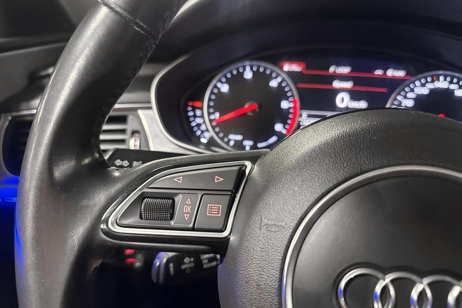 Audi A6 iso kuva 28