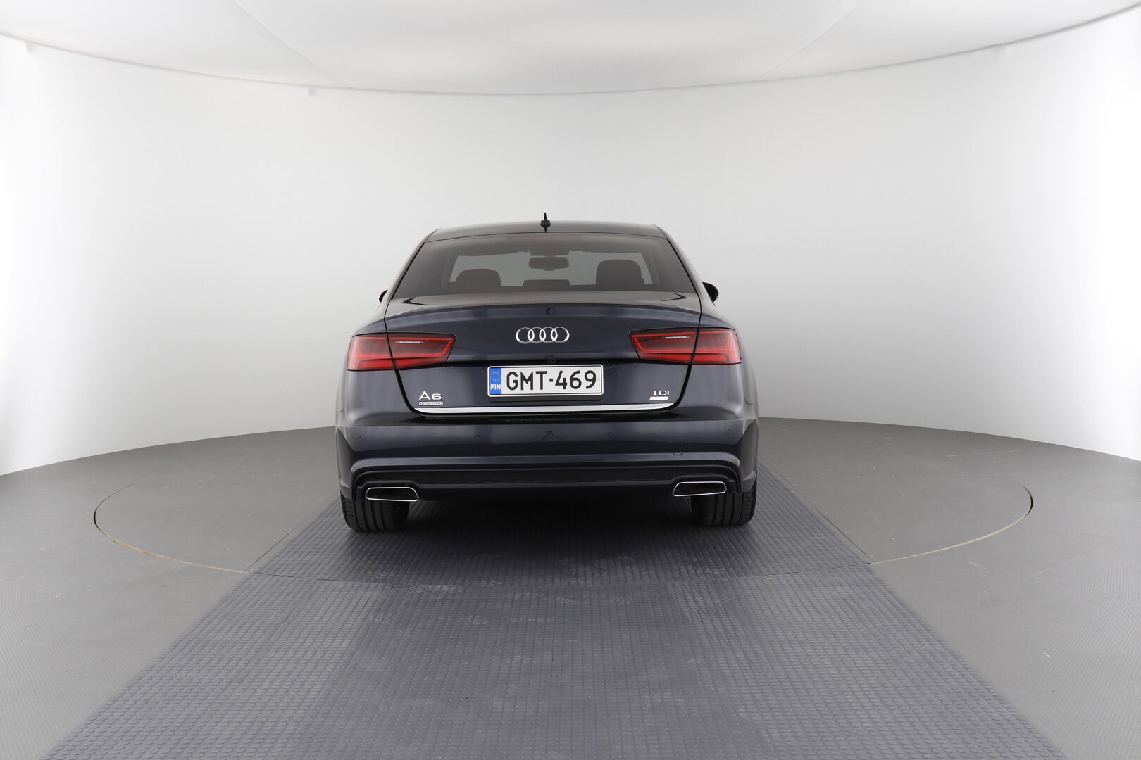 Audi A6 iso kuva 4