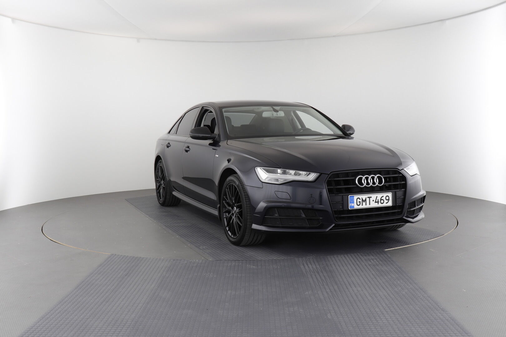 Audi A6 iso kuva 7