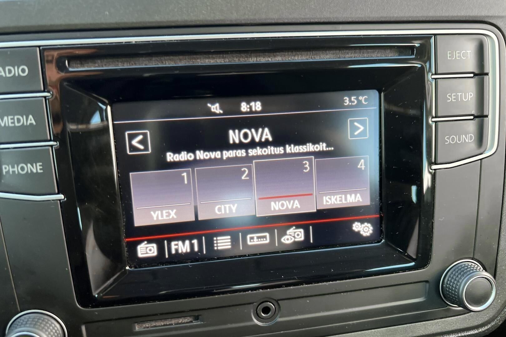 Volkswagen Caddy iso kuva 15